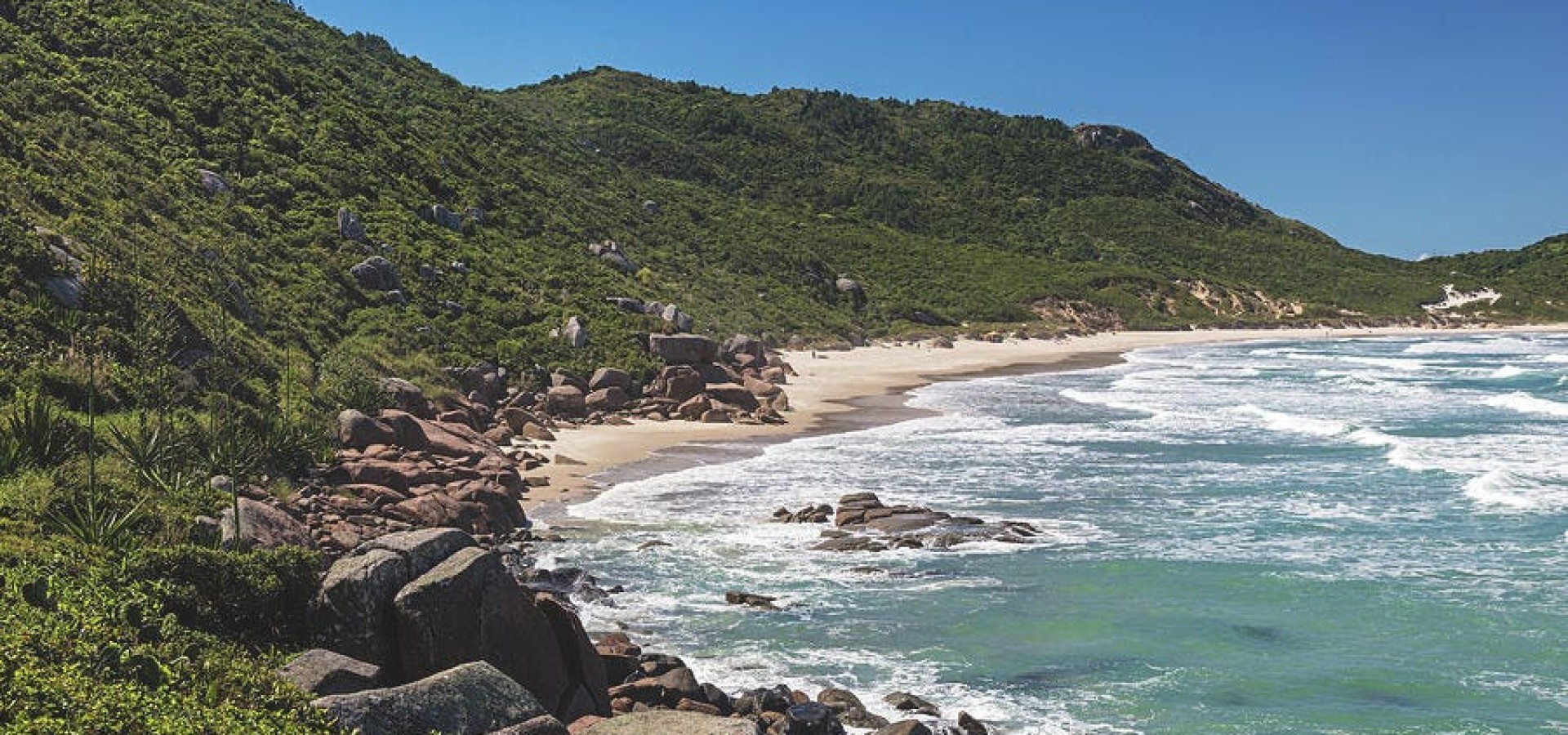 Court blocks arrests over naturism at Brazil’s Praia da Galheta